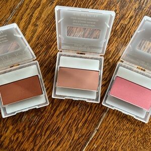 Discontinued Mary Kay. Mineral cheek color. NIB